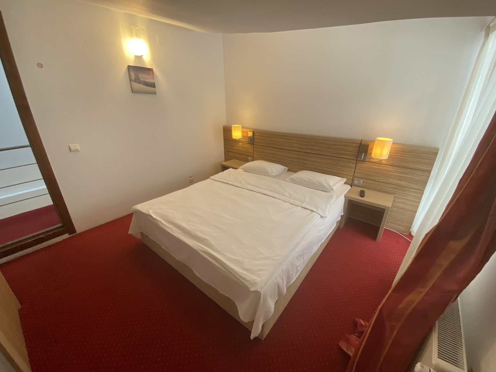 Camera Cioplea — 15 m² la ultimul etaj, atmosferă intimă, Vila Amira Predeal